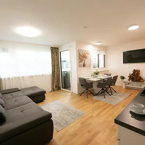 Schoenes Living Am Donauufer Apartament