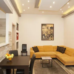 dominique-apartment.inbudapesthotels.com/