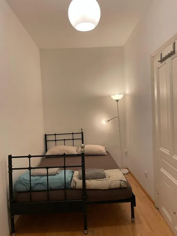 City Apartment And Rooms Vienna Homestay