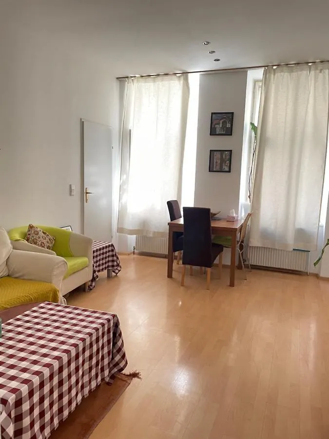 City Apartment And Rooms Vienna 0*,