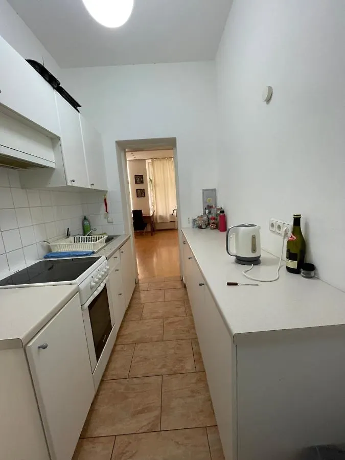 City Apartment And Rooms Vienna Homestay